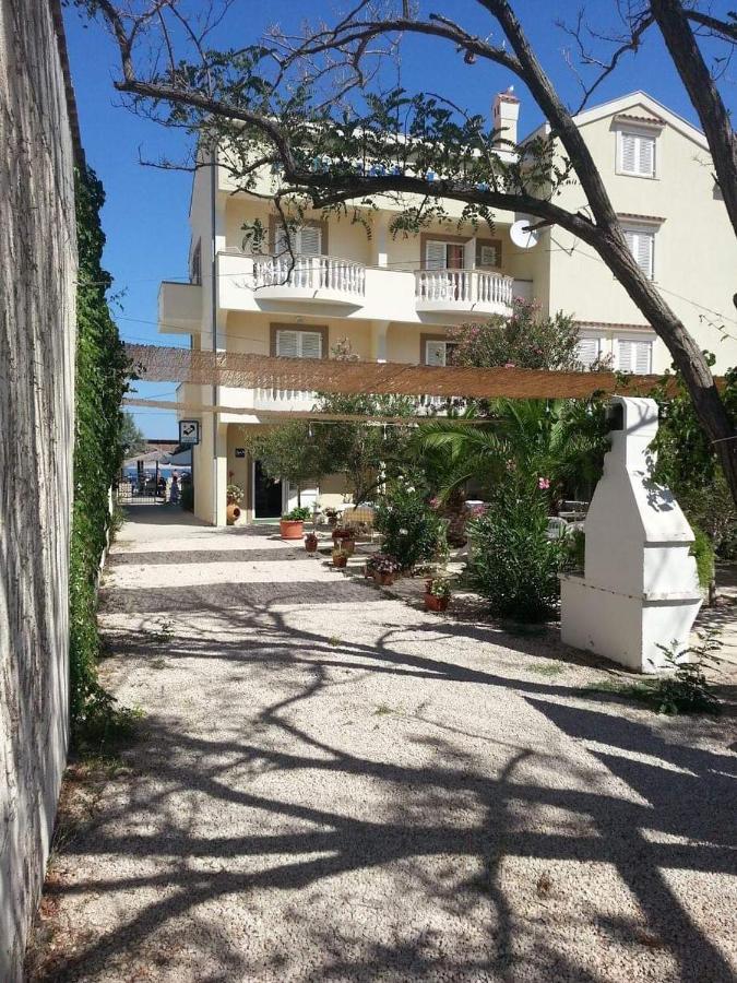 Villa Gabriel Pag Town Eksteriør bilde